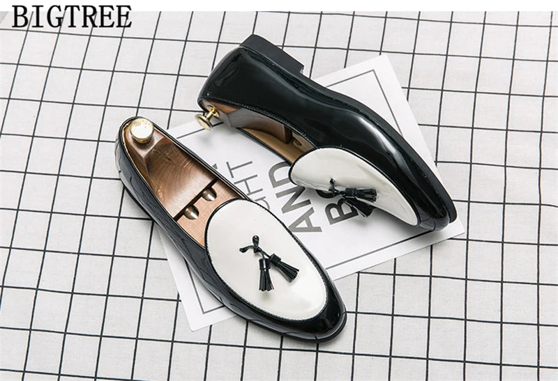 Loafers Men Wedding Shoes Coiffeur Fashion Black Oxford Shoes For Men Formal Italian Dress 2024 Patent Leather Shoes Men Classic