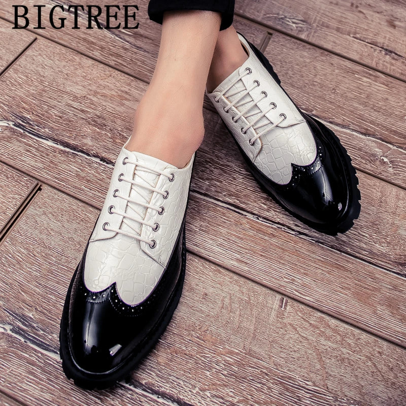 Loafers Men Wedding Shoes Coiffeur Fashion Black Oxford Shoes For Men Formal Italian Dress 2024 Patent Leather Shoes Men Classic