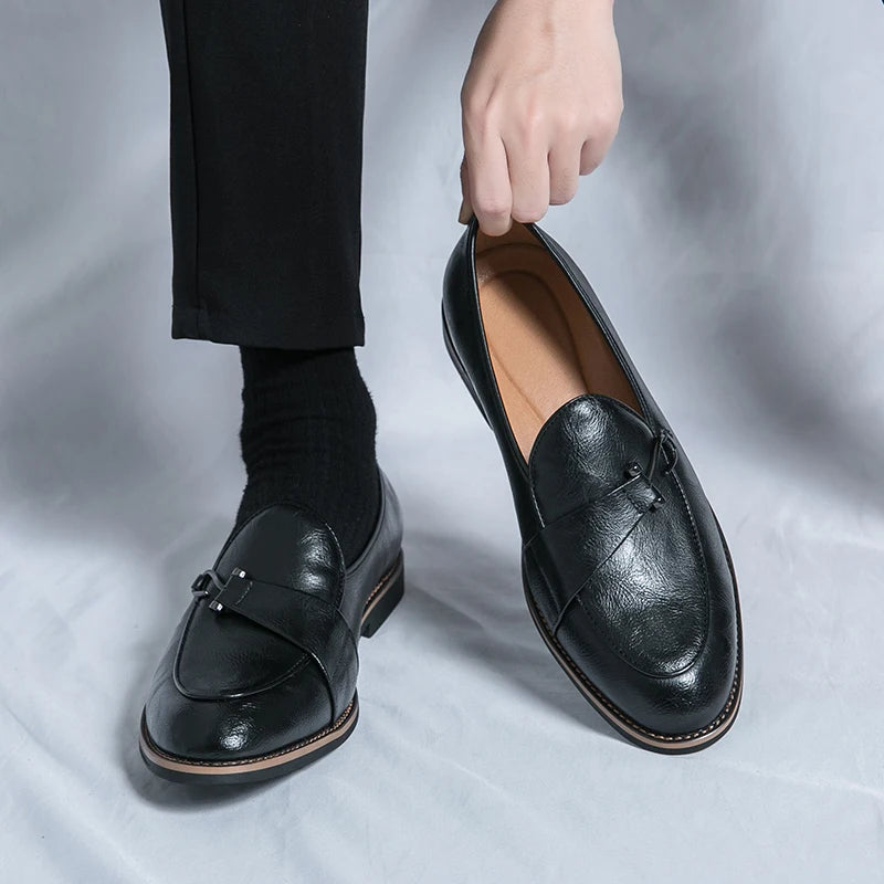 Fashion Penny Slip On Loafers Leather Men Shoes Simple Pointed Toe Dress Business Suit Casual Party Wedding Shoes Soft Comforty